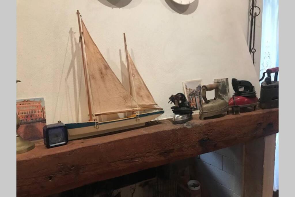 Appartamento Tipico Con Corte Privata Venedig Eksteriør billede